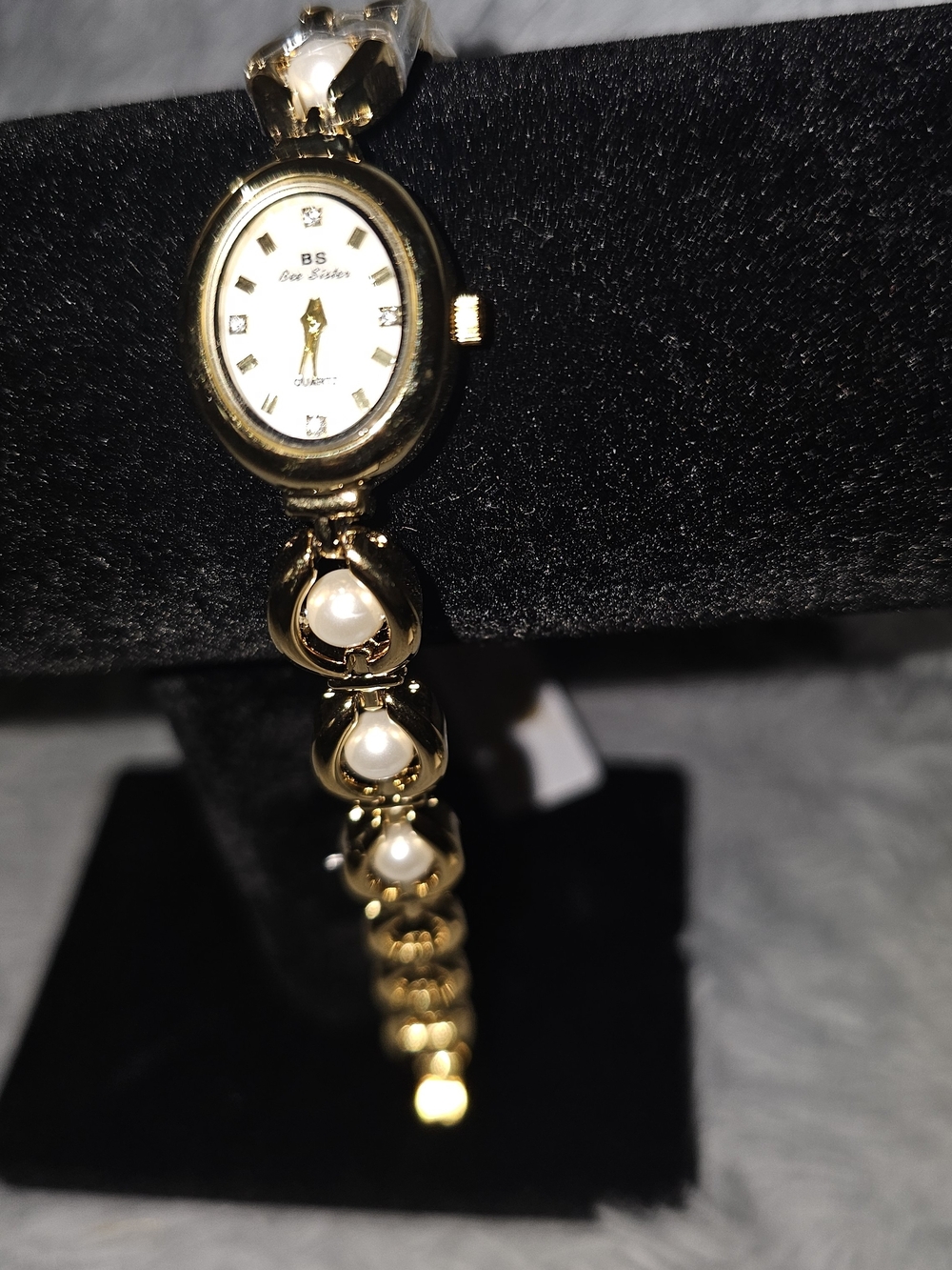 Gold Pearl-Accent Women's Bracelet Watch